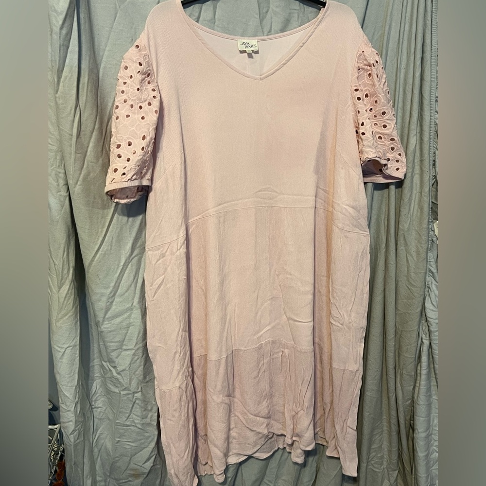 Ava James/3x/Light Pink Dress w/ Puff Sleeves